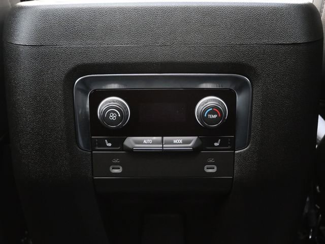 Used 2024 Chevrolet Tahoe Z71 w/ Off-Road Capability Package image 25