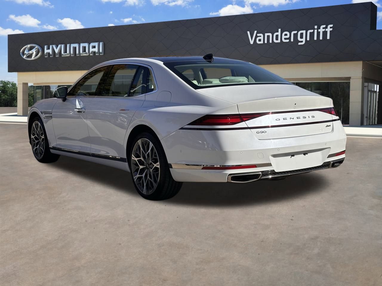Used 2025 Genesis G90 3.5T image 8
