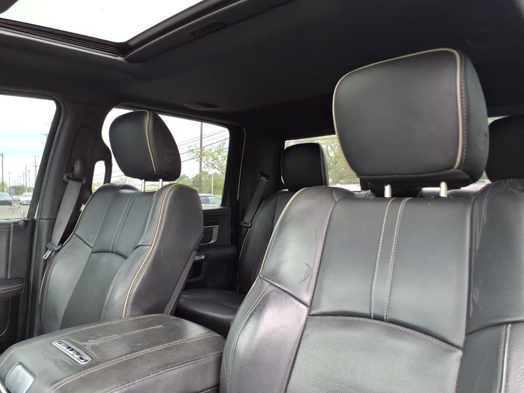Used 2016 RAM 1500 Limited image 17