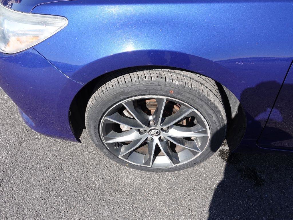 Used 2015 Toyota Camry XSE w/ Moonroof Package image 34