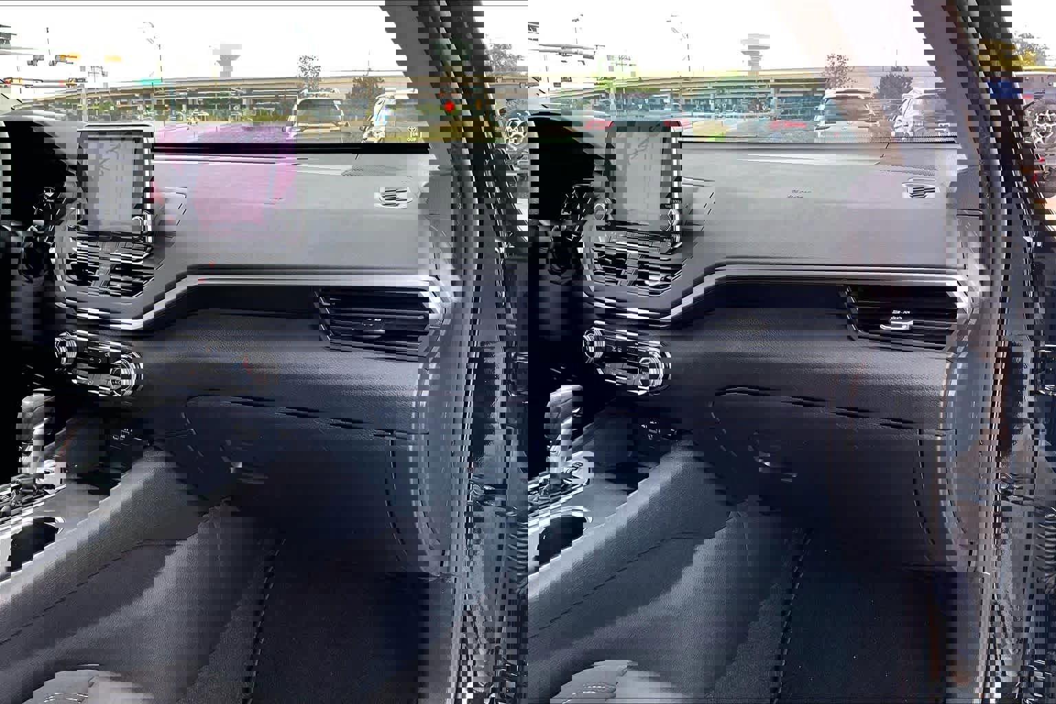 Used 2022 Nissan Altima 2.5 SV image 19