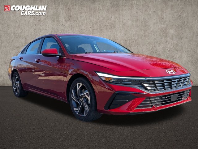 Certified 2025 Hyundai Elantra SEL FWD 360° Tour