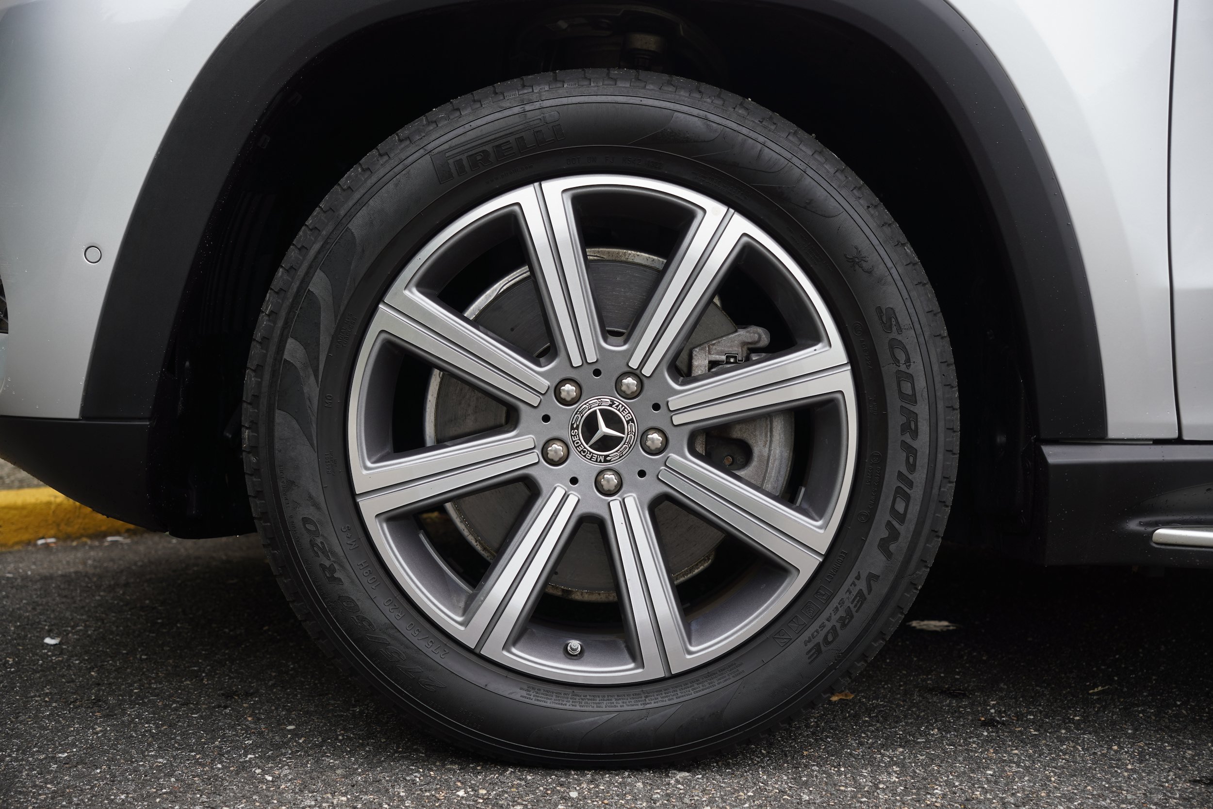 Used 2020 Mercedes-Benz GLS 450 4MATIC image 12