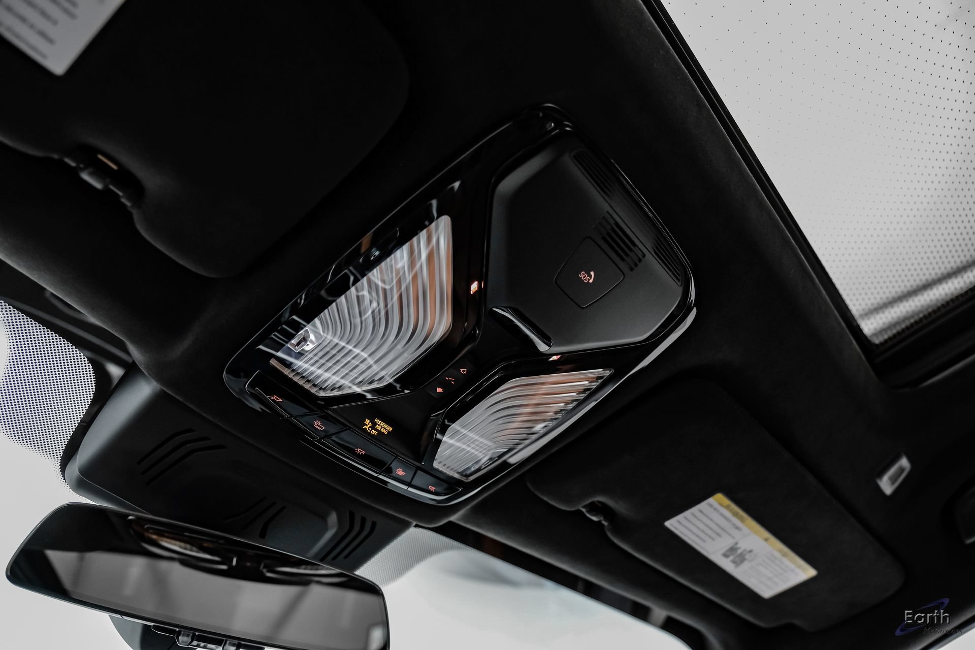 Used 2022 BMW X7 M50i w/ Dynamic Handling Package AWD/4WD image 36