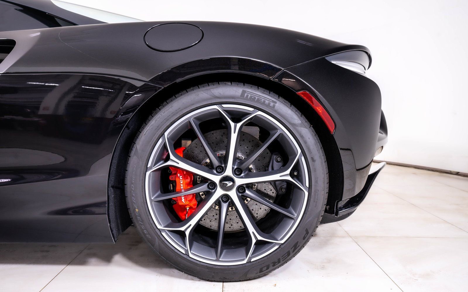 New 2026 McLaren Artura Spider image 17