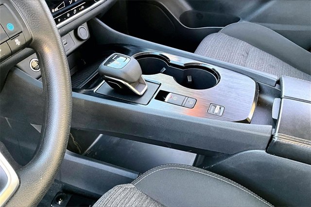 Certified 2023 Nissan Rogue SV image 18