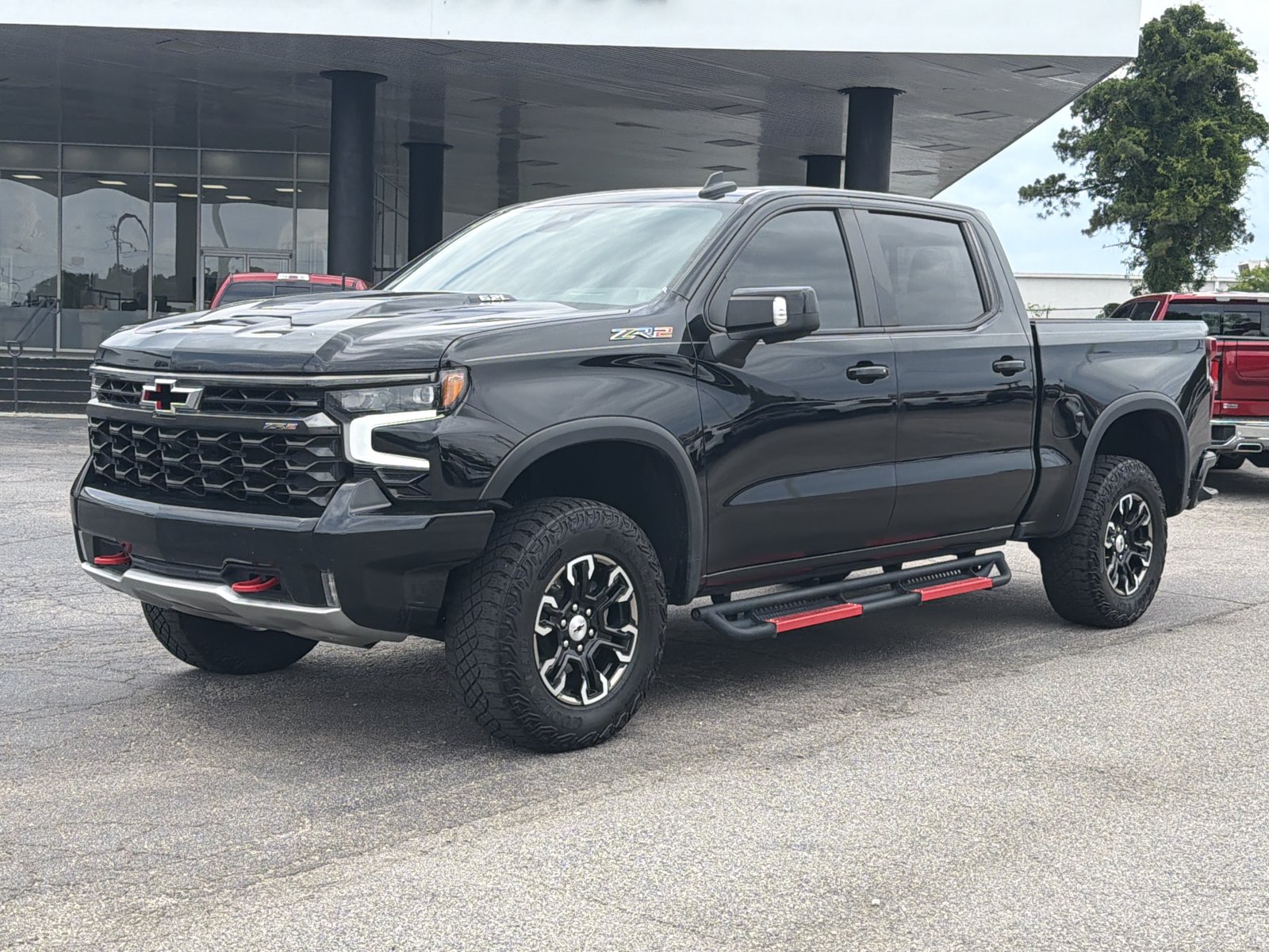 Used 2023 Chevrolet Silverado 1500 ZR2 w/ Technology Package AWD/4WD image 7