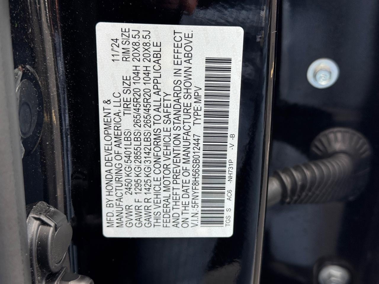 Certified 2025 Honda Passport EX-L image 28