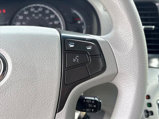 Used 2013 Toyota Sienna LE w/ Towing Pkg FWD image 17