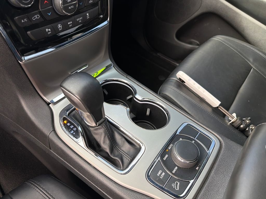 Used 2019 Jeep Grand Cherokee Limited w/ Trailer Tow Group IV AWD/4WD image 26