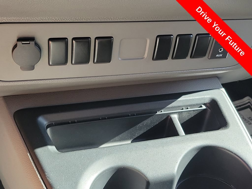 Used 2018 Nissan NV 1500 S RWD image 13