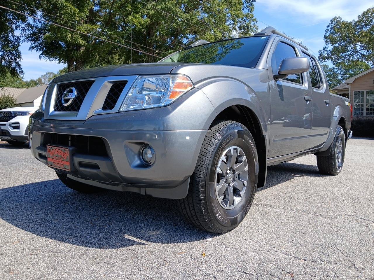 Used 2021 Nissan Frontier PRO-4X w/ Pro-4x Utility Package AWD/4WD image 2