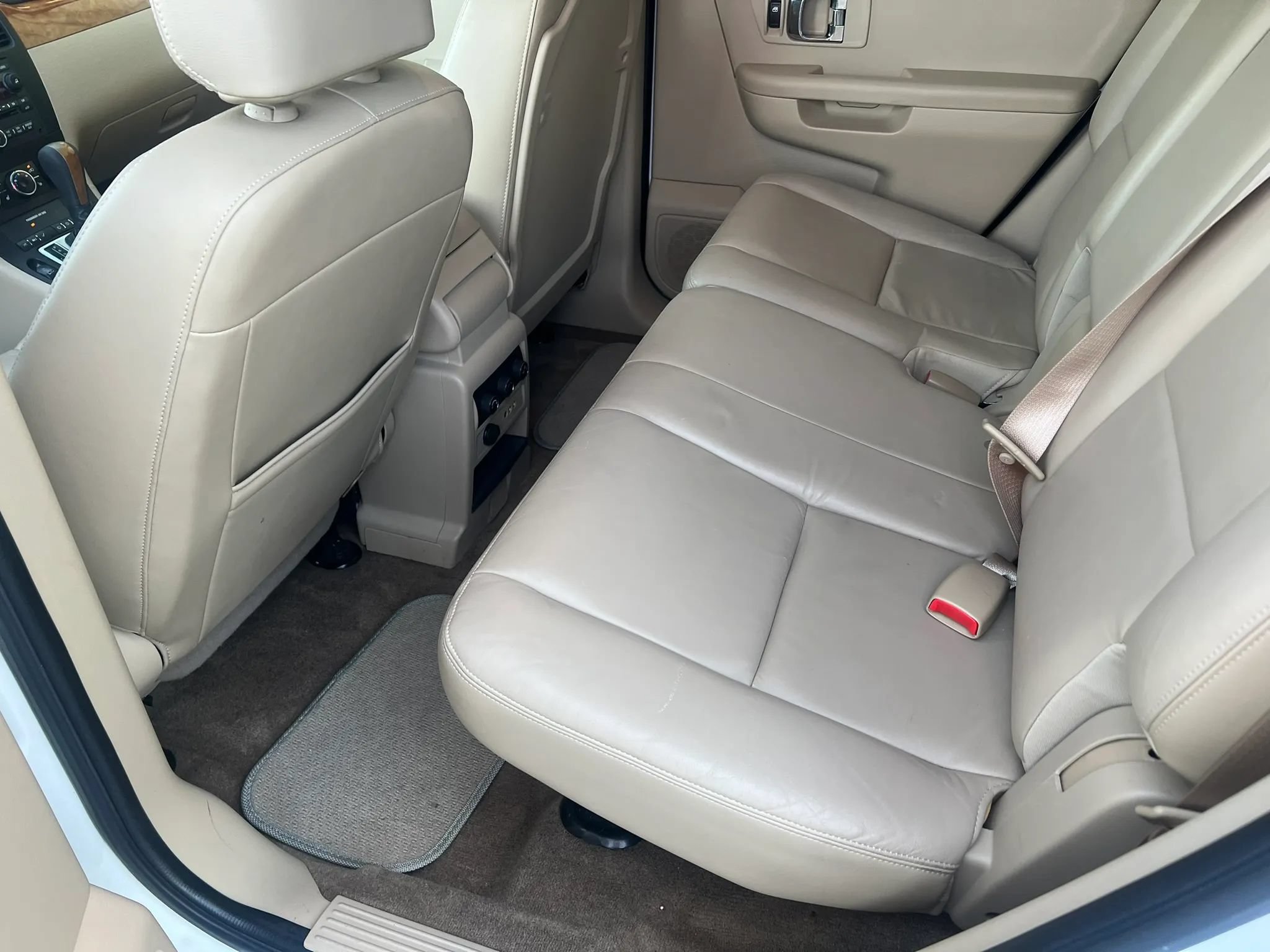 Used 2007 Suzuki XL7 Luxury FWD image 12