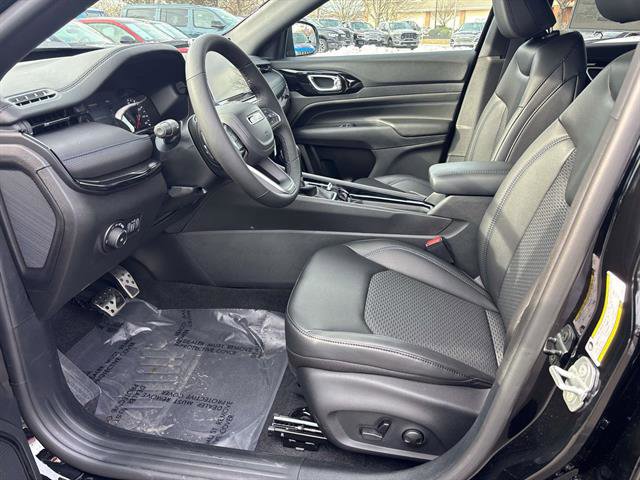 New 2026 Jeep Compass Latitude image 8