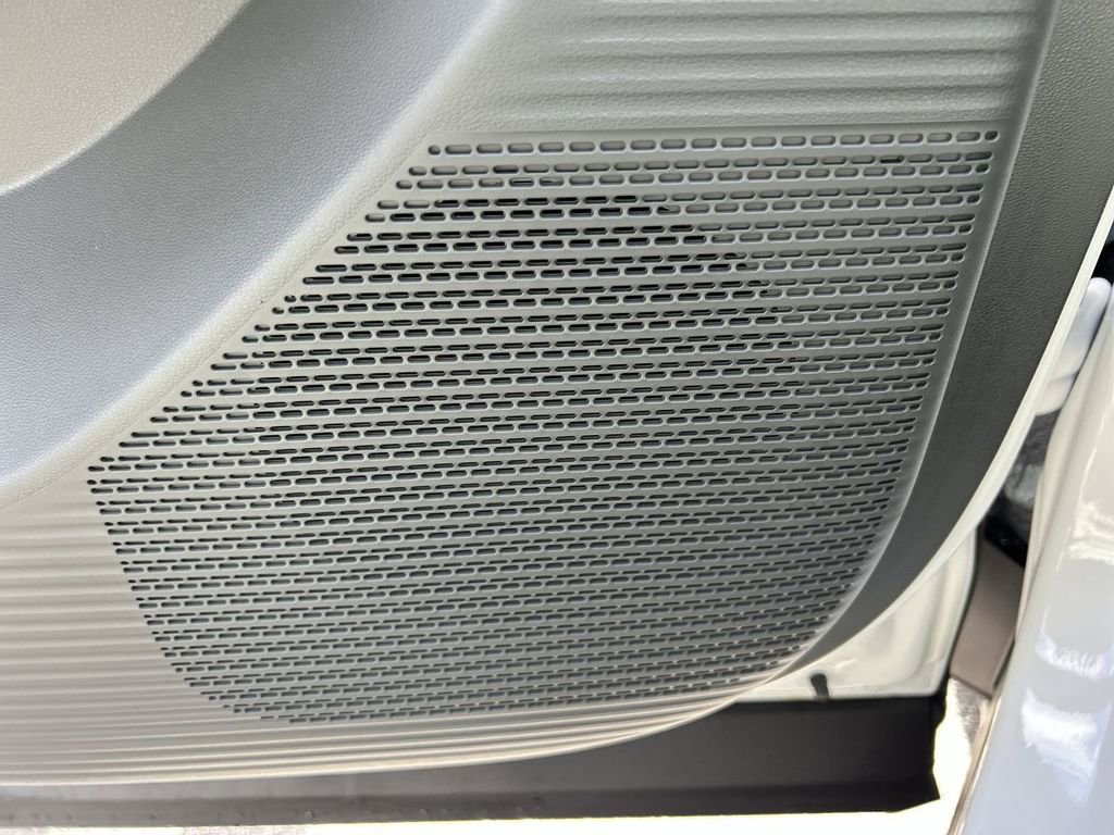 New 2026 Hyundai Santa Fe SE image 22