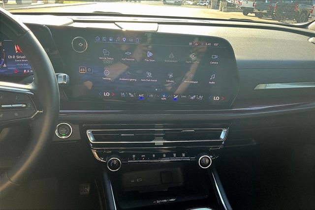 Used 2025 Chevrolet Traverse RS w/ LPO, Floor Liner Package FWD image 15