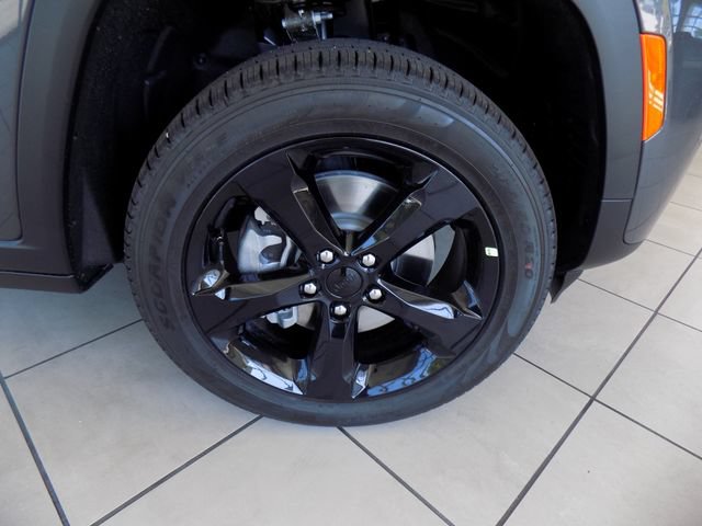 New 2026 Jeep Grand Cherokee L Limited AWD/4WD image 10