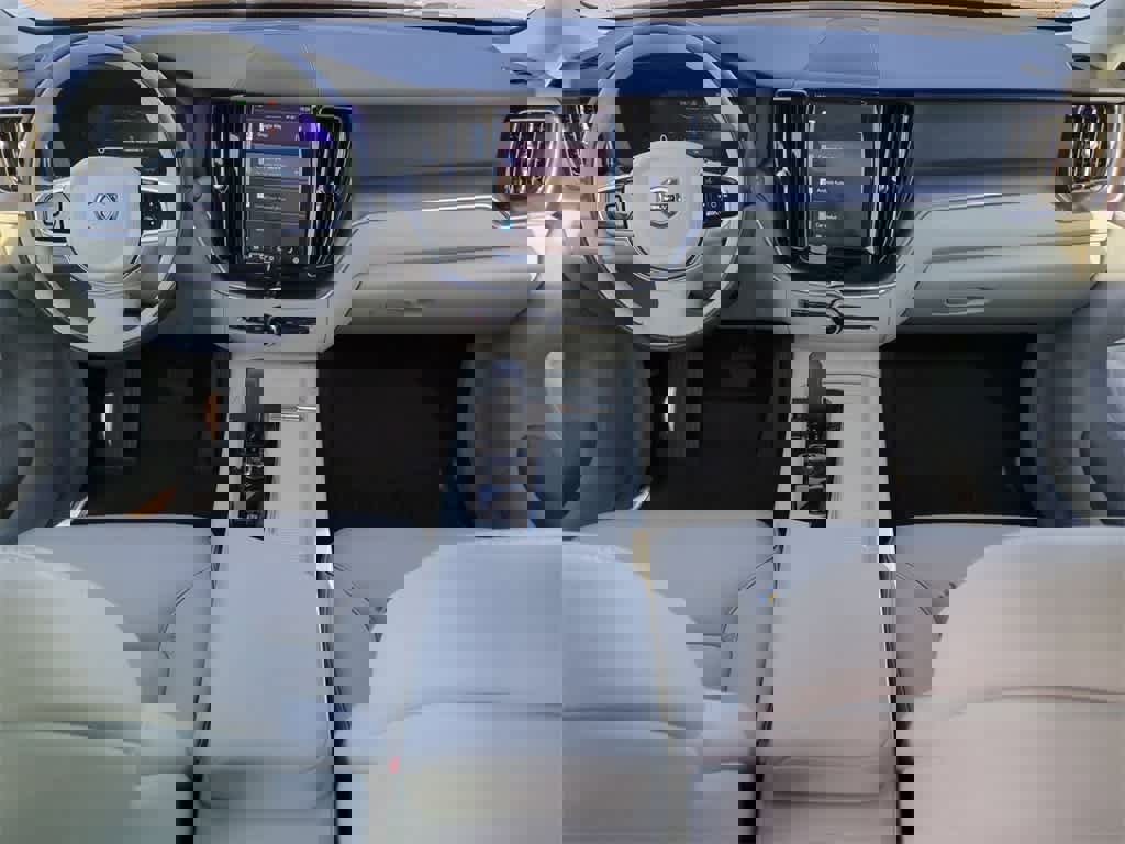 Used 2025 Volvo XC60 T8 Core w/ Protection Package Premier image 13