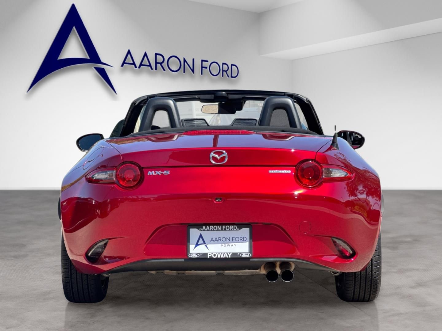 Used 2022 MAZDA MX-5 Miata Sport RWD image 5