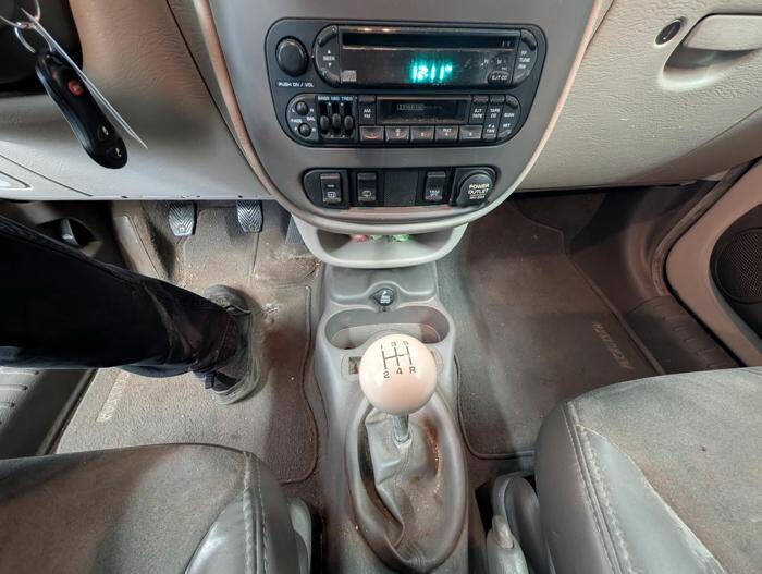 Used 2001 Chrysler PT Cruiser FWD image 36