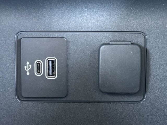 New 2026 Ford Explorer Active w/ Active Comfort Package RWD image 23