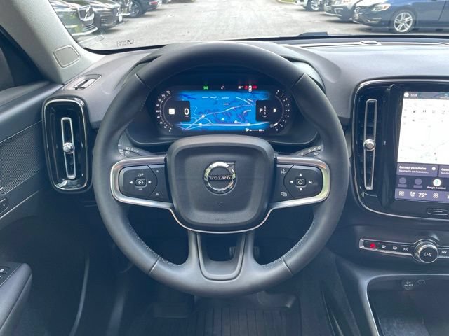 Certified 2023 Volvo XC40 B5 Plus w/ Protection Package Premier AWD/4WD image 19