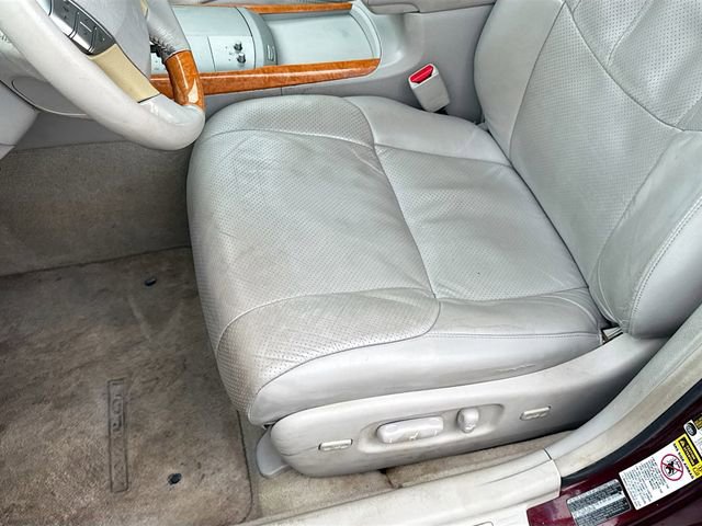 Used 2005 Toyota Avalon Limited image 19