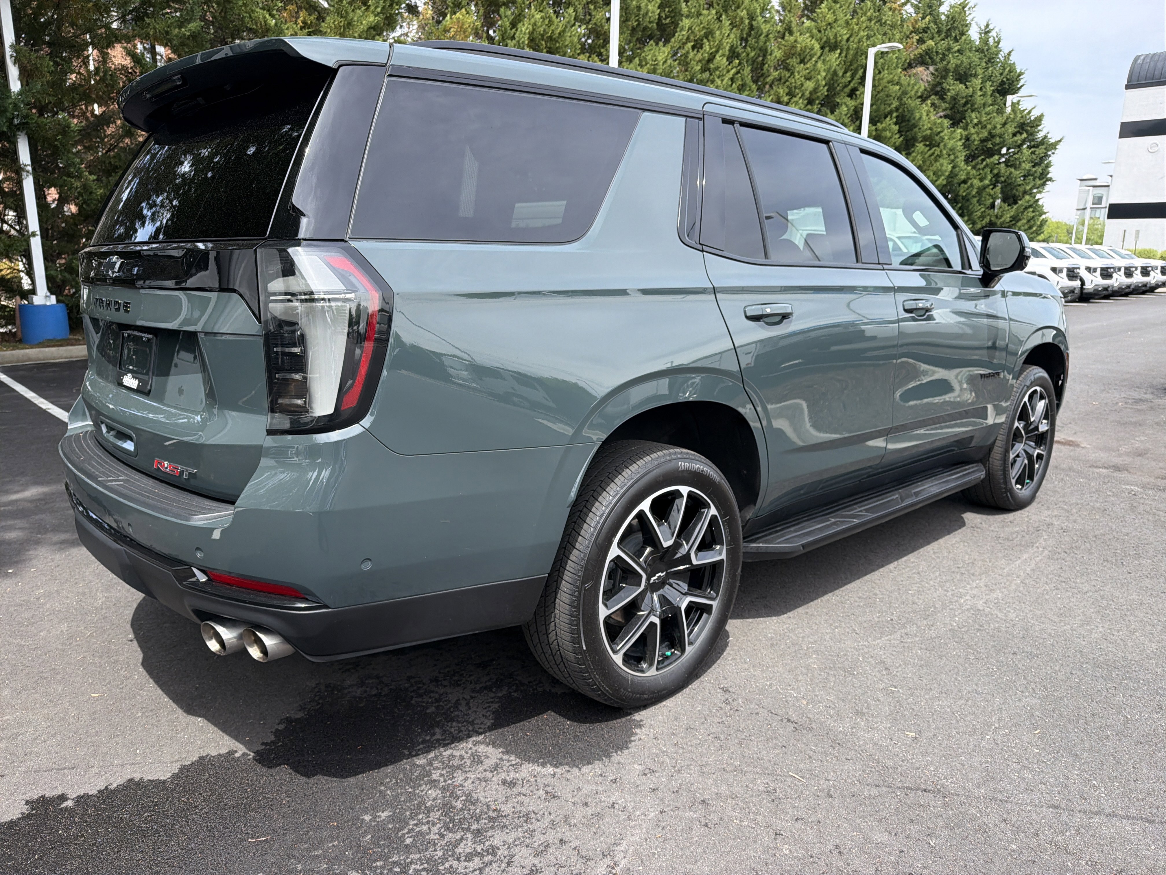 Used 2025 Chevrolet Tahoe RST w/ Comfort Package AWD/4WD image 10