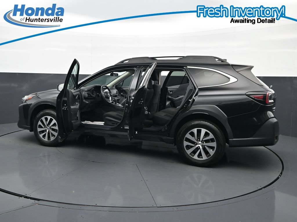Used 2024 Subaru Outback Premium AWD/4WD image 43