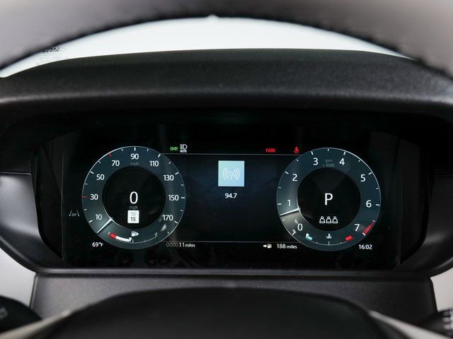 New 2026 Land Rover Range Rover Velar S AWD/4WD image 18