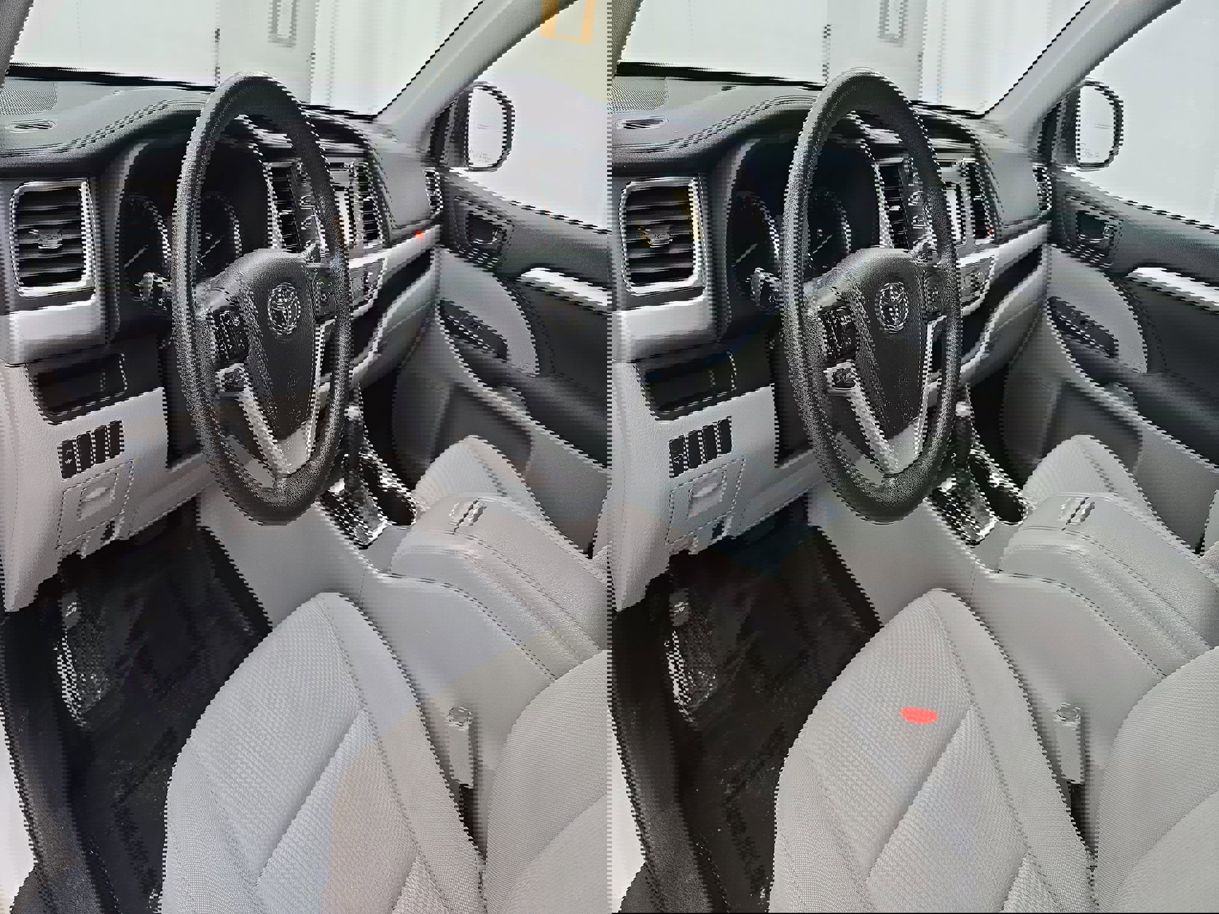 Used 2015 Toyota Highlander LE image 16