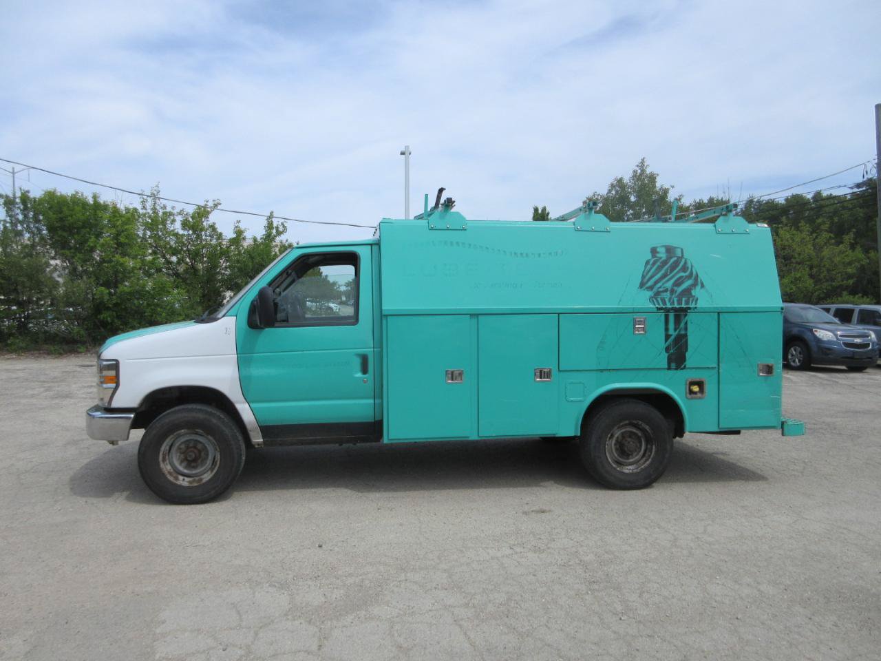 Used 2012 Ford E-350 and Econoline 350 Super Duty w/ PWR Locks & Windows Group RWD image 6