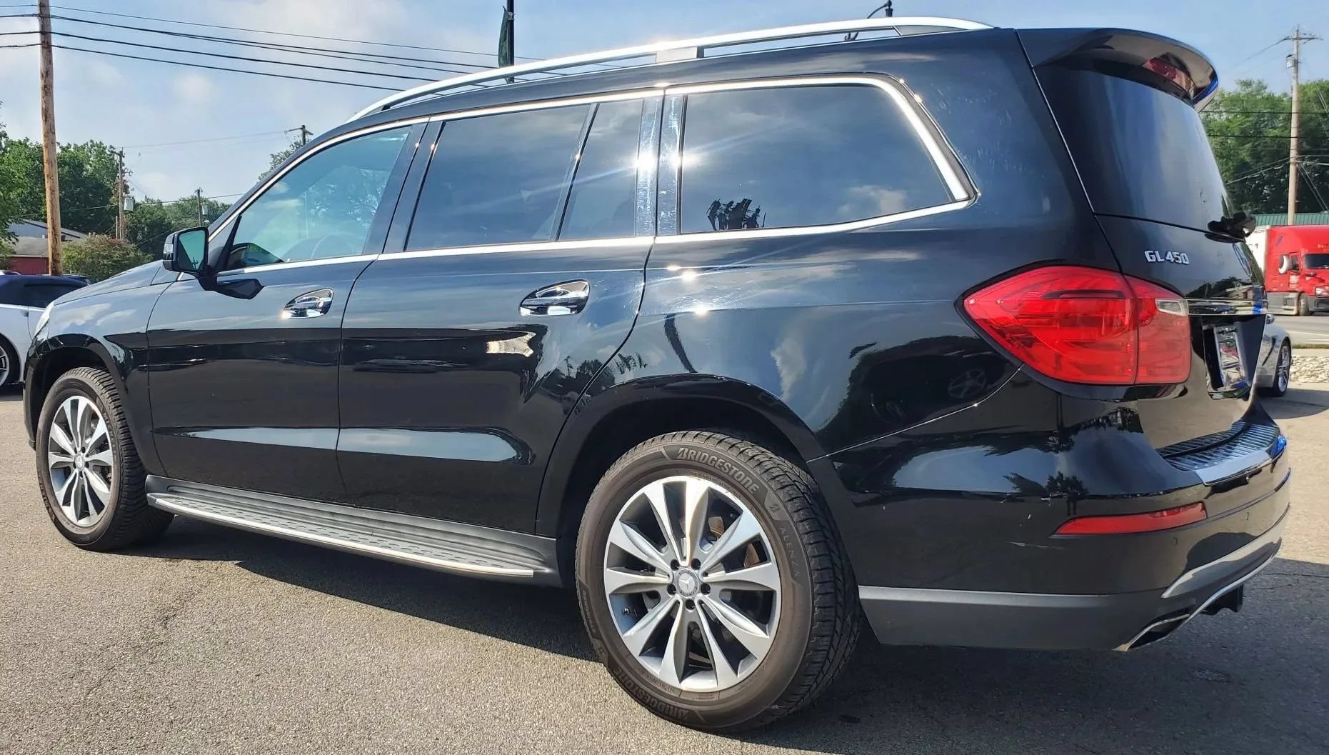 Used 2015 Mercedes-Benz GL 450 4MATIC image 16
