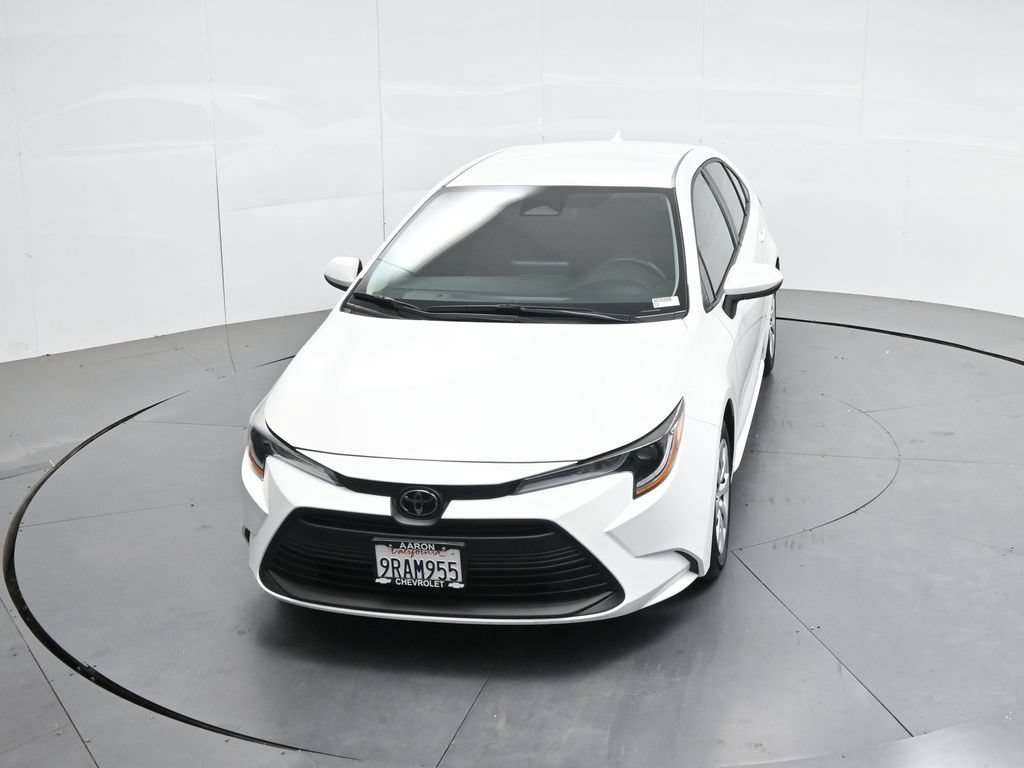 Used 2025 Toyota Corolla LE FWD image 53
