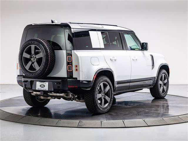 New 2026 Land Rover Defender 110 X-Dynamic SE AWD/4WD image 5