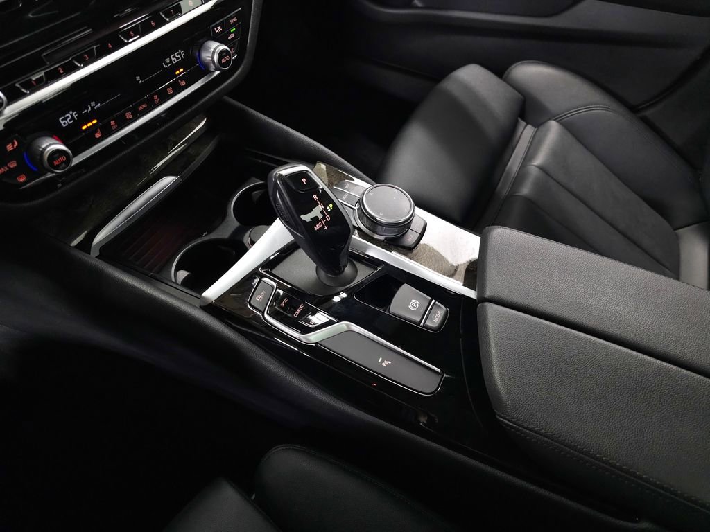 Used 2019 BMW 530i xDrive w/ Convenience Package AWD/4WD image 26