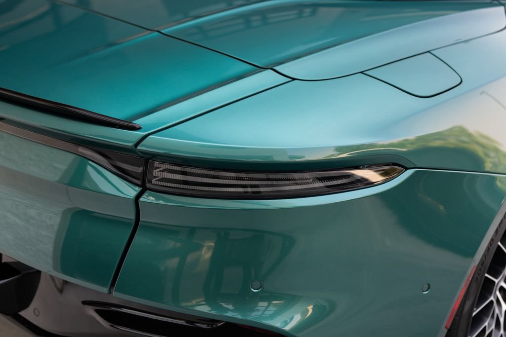 Used 2023 Aston Martin DBS Superleggera Volante RWD image 17