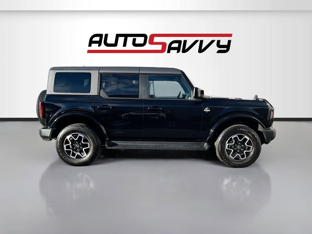 Used 2025 Ford Bronco Outer Banks image 8