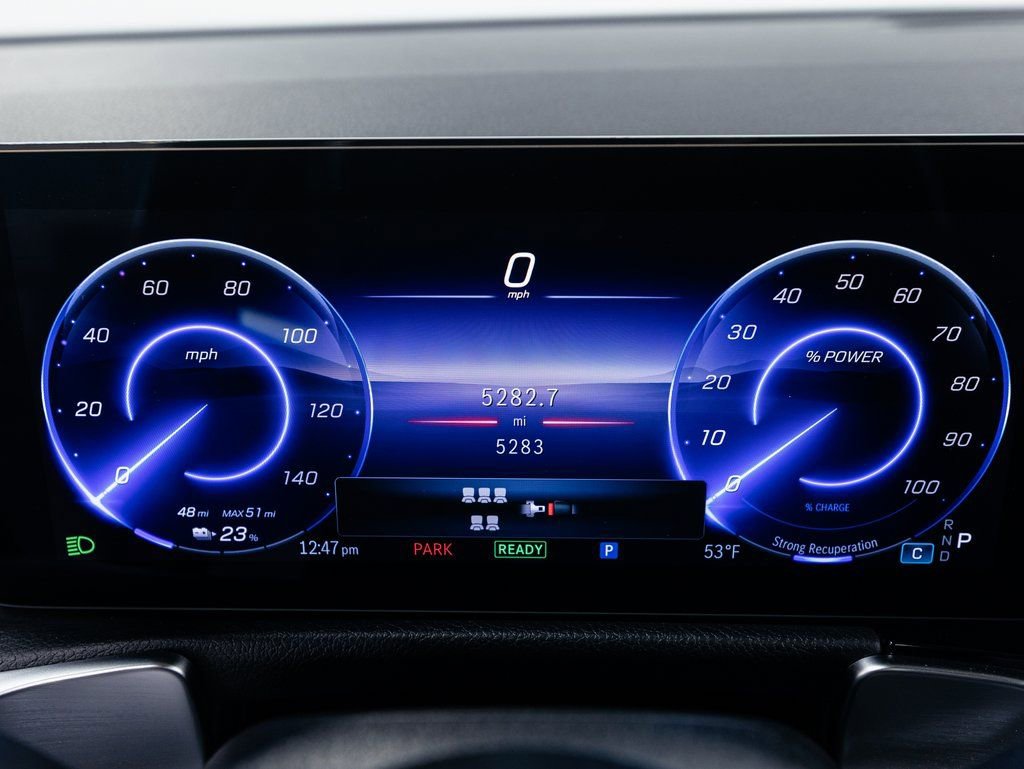 Used 2024 Mercedes-Benz EQB 300 4MATIC image 13