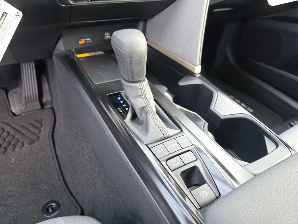 New 2026 Toyota Camry LE FWD image 27