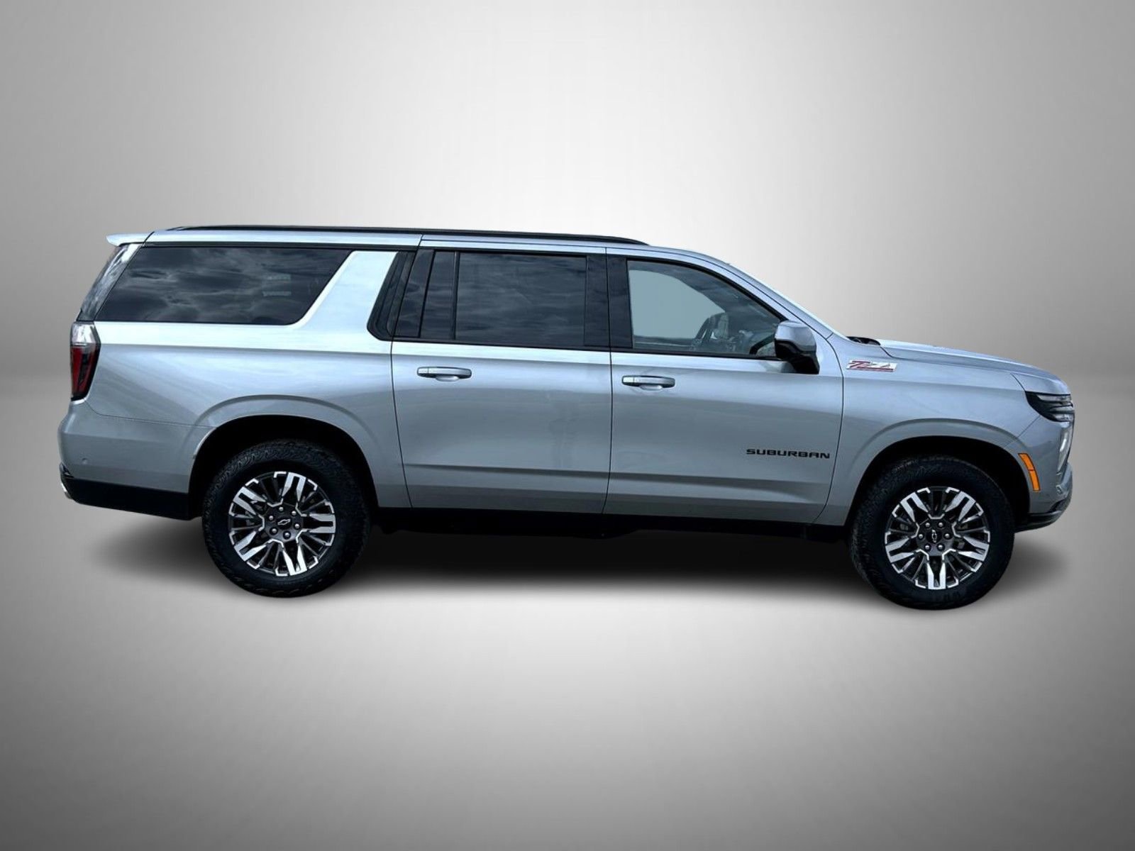 Certified 2025 Chevrolet Suburban Z71 AWD/4WD image 4