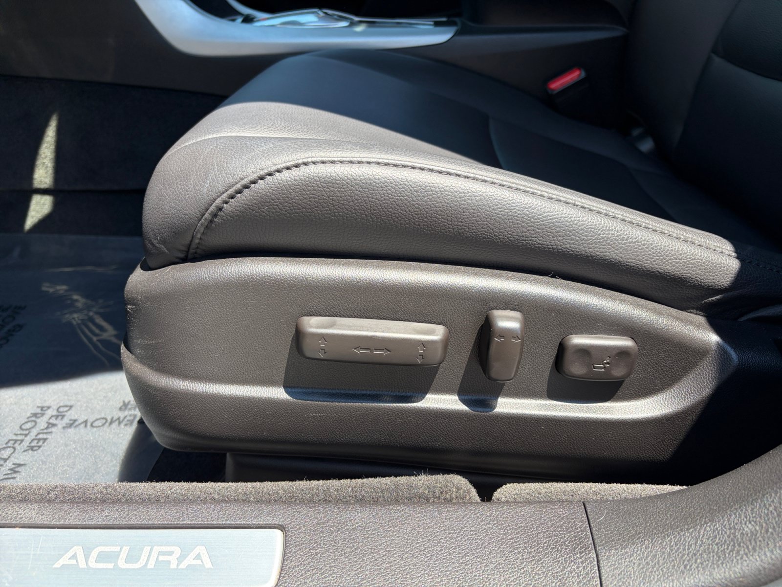 Used 2018 Acura TLX V6 SH-AWD image 15