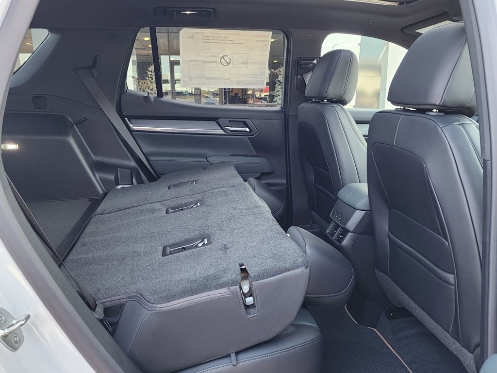 New 2026 GMC Terrain AT4 w/ Convenience Package III image 47