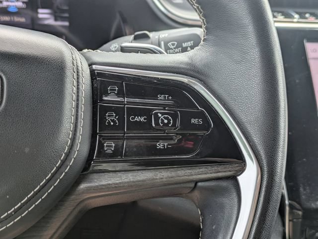 Used 2022 Jeep Grand Cherokee Overland AWD/4WD image 28