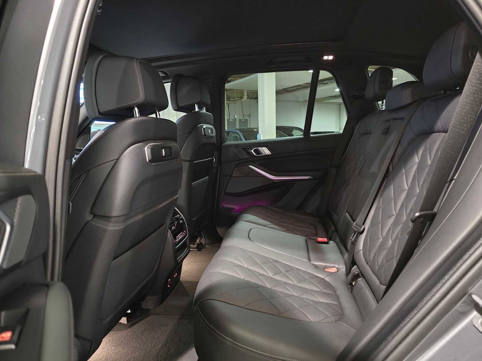 Used 2024 BMW X5 xDrive40i w/ Premium Package image 13