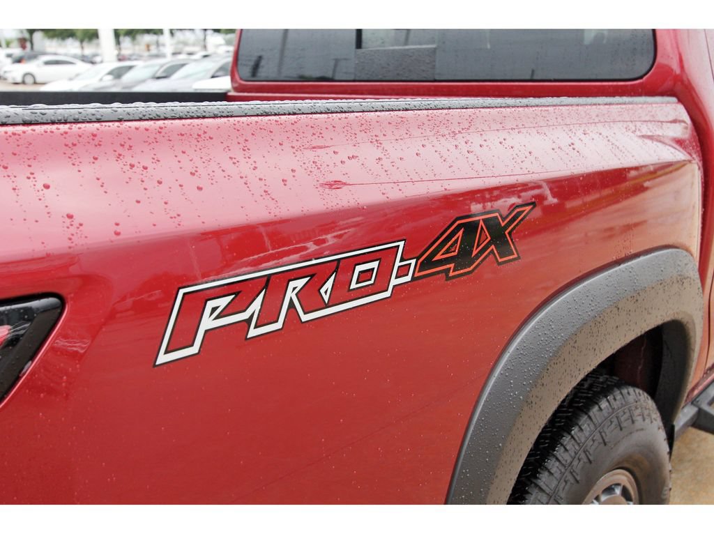 Used 2025 Nissan Frontier PRO-4X w/ Pro Convenience Package AWD/4WD image 9