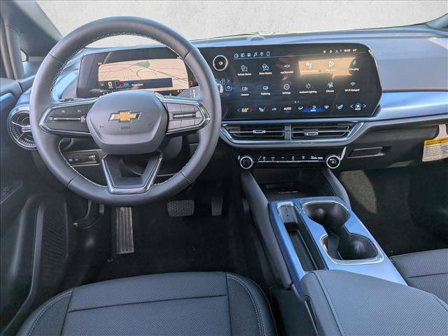 New 2026 Chevrolet Equinox EV LT AWD/4WD image 14