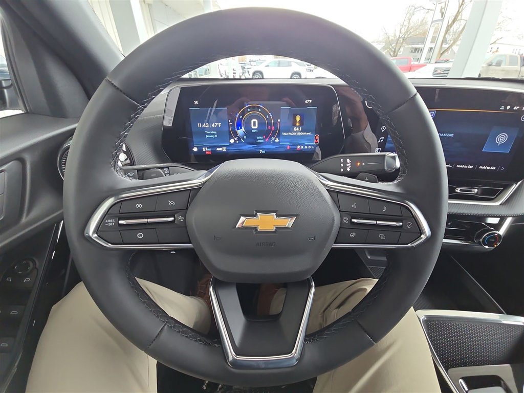 New 2026 Chevrolet Equinox LT image 11