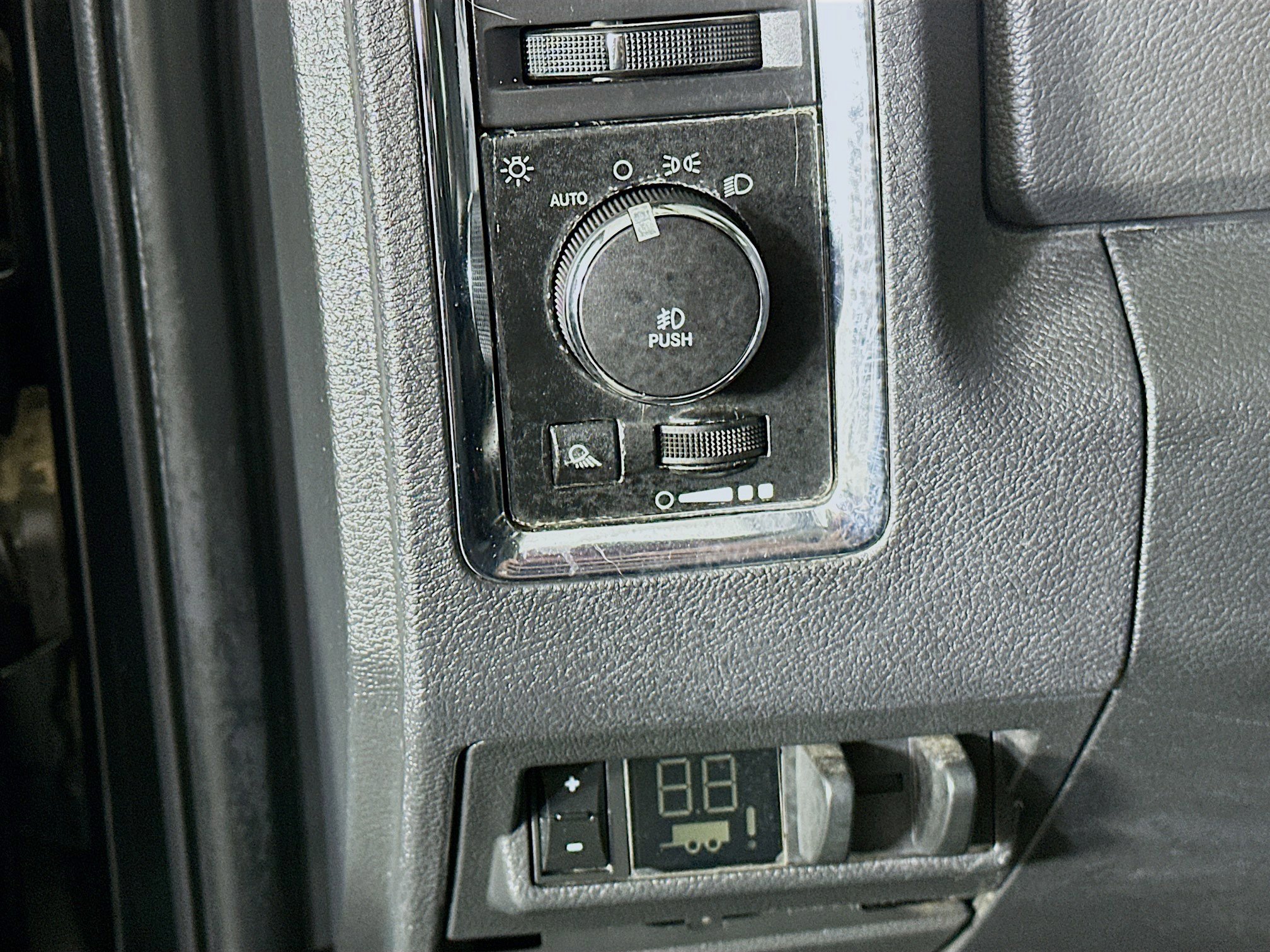 Used 2012 RAM 3500 Laramie w/ HD Snow Plow Prep Group image 17