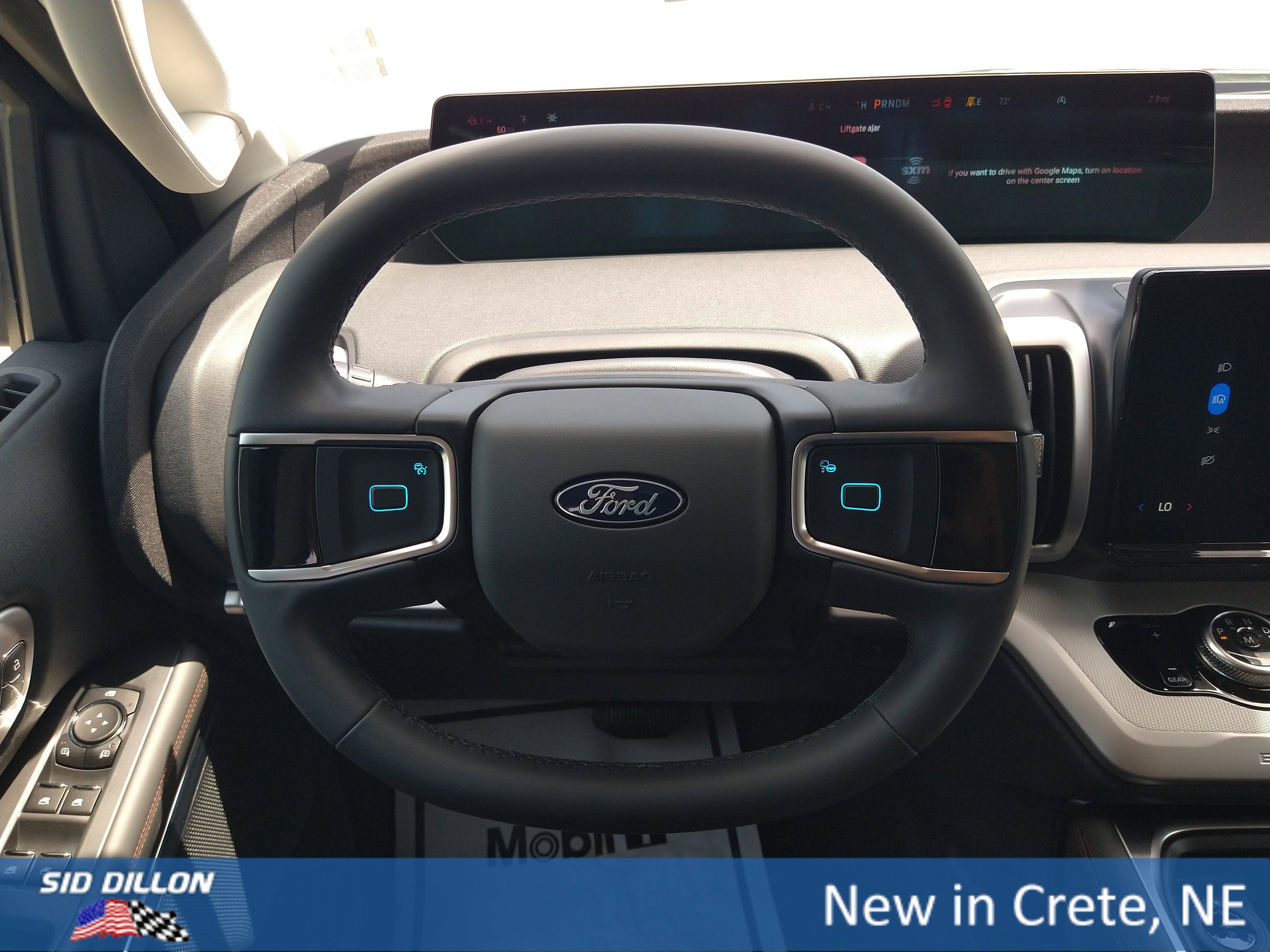 New 2025 Ford Expedition Active image 2